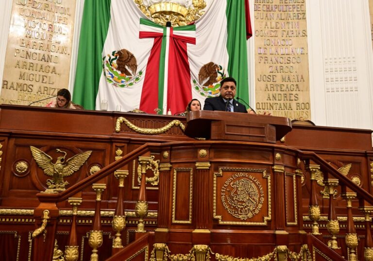 1049d6bdf10d5857a8ddc0b6f6f269b861098d95