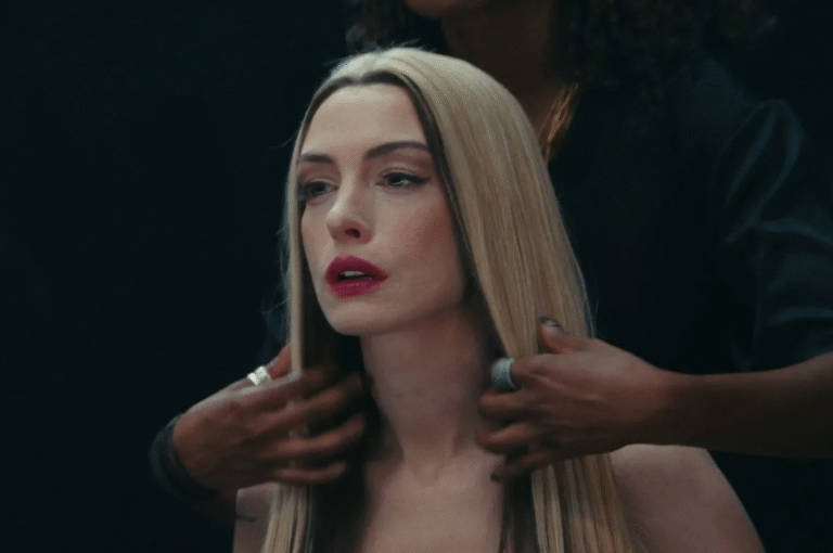 Anne Hathaway protagoniza Mother Mary