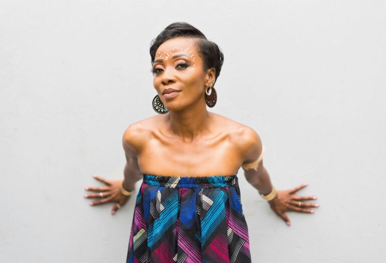 pexels-qibili-18863290